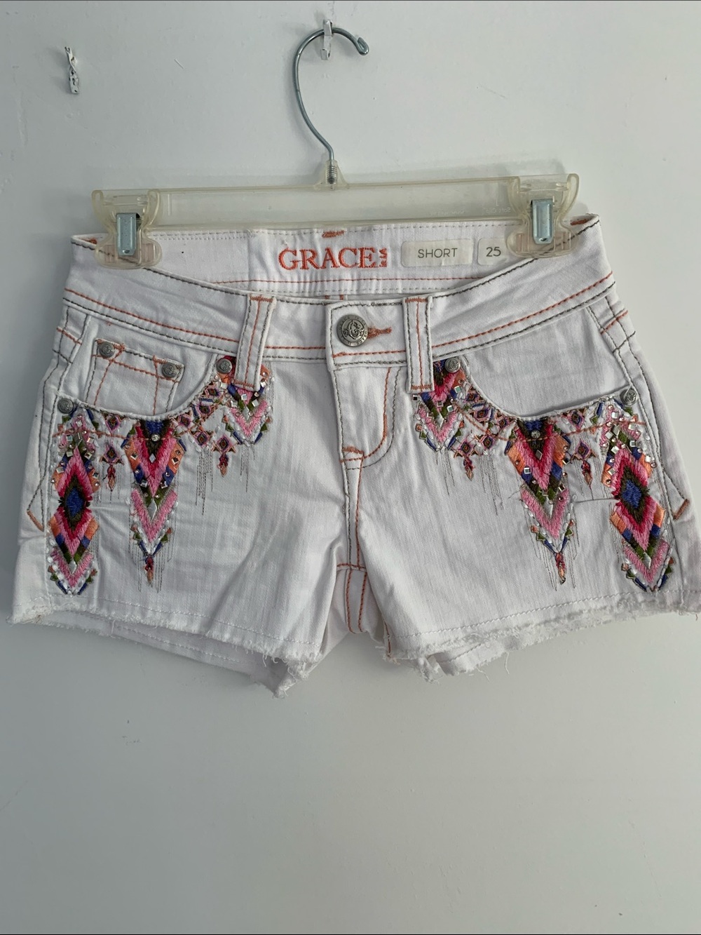 Grace in LA Short White Jean Shorts Multicolor Embroidered Accents Size 25 EUC